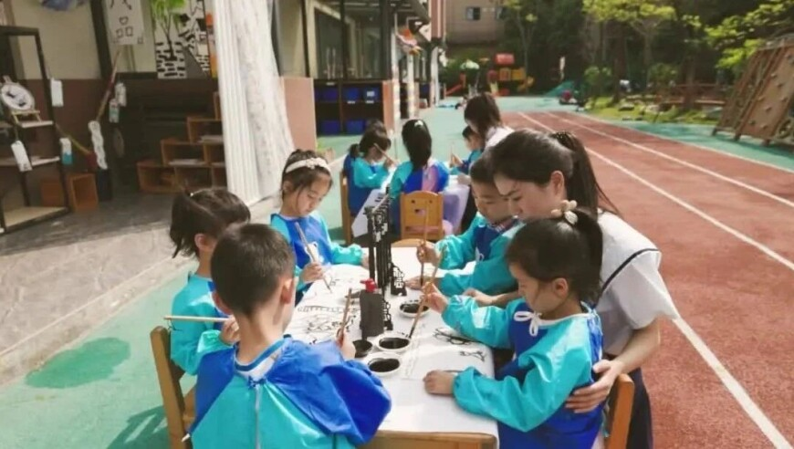 2025新奥历史开奖记录118图库,巴奴老板回应“月薪5千别吃火锅”,决策资料解释落实_界面版V5.36